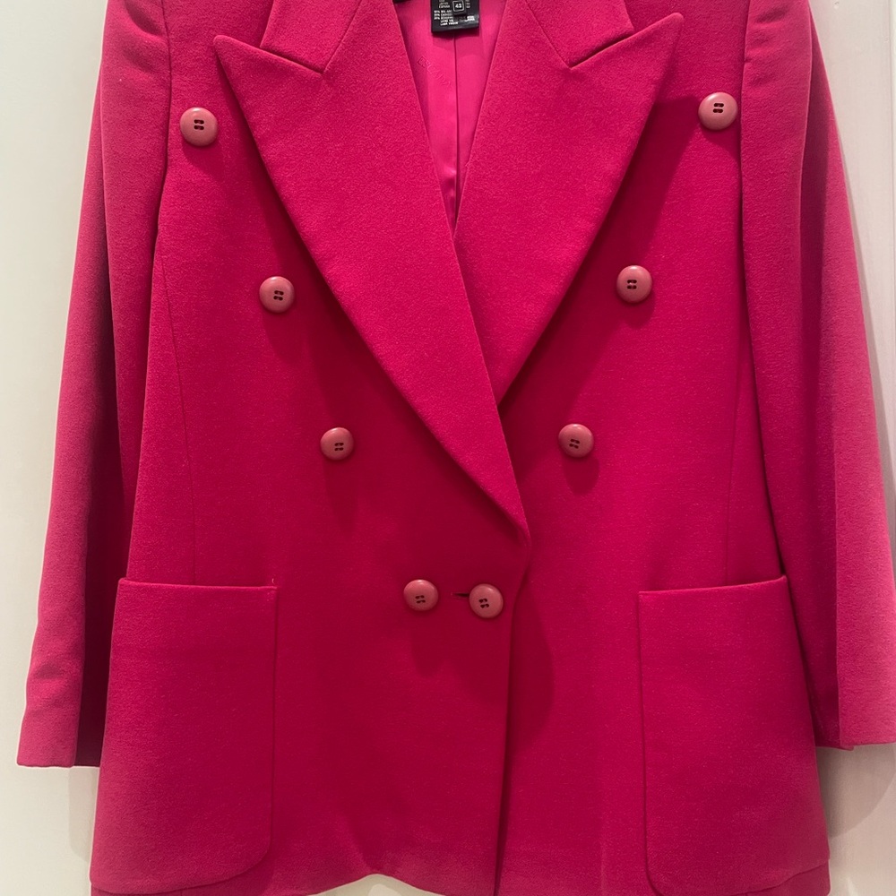 Women's Escada Fuchsia Double-Breasted Blazer - size 42